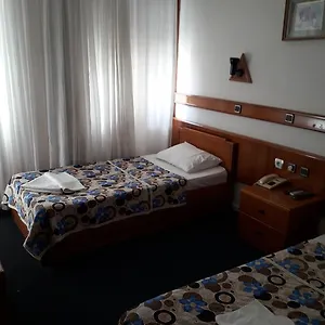 Otel Opera