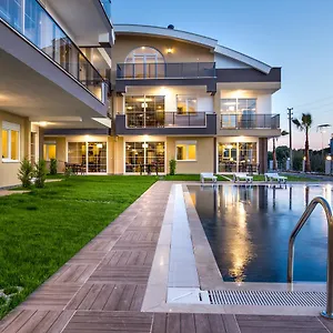 Lara Homes ** אנטליה