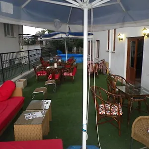 Otel Oez Mert